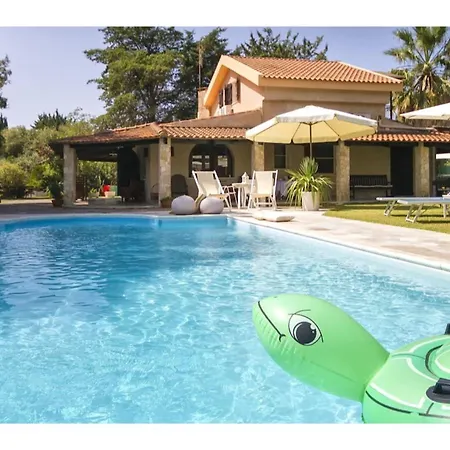 Alghero, Sporting With Swimming Pool *